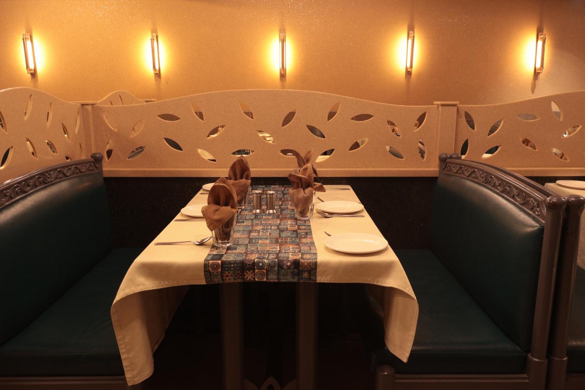 אחמדאבאד Hotel Kabir מראה חיצוני תמונה