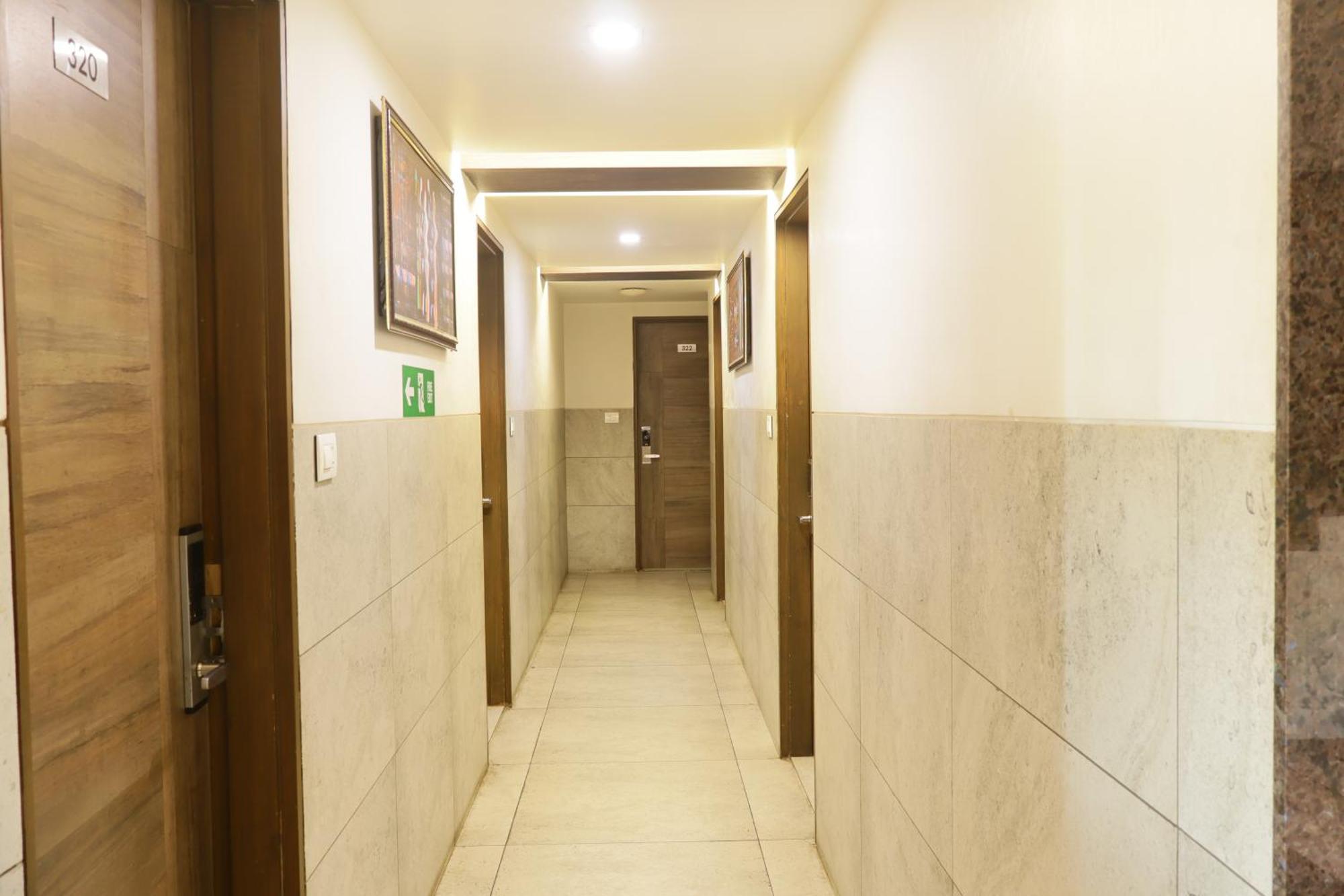 אחמדאבאד Hotel Kabir מראה חיצוני תמונה